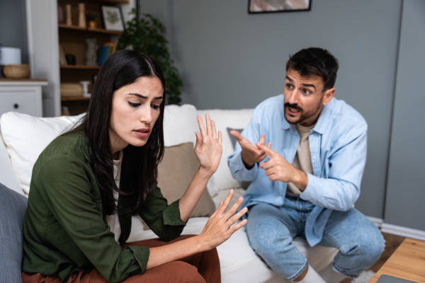 Relationship | ಸಂಬಂಧಗಳನ್ನು ಹಾಳು ಮಾಡೋದೇ ಈ ಅಭ್ಯಾಸಗಳು! ನಿಮ್ಮಲ್ಲಿದ್ರೆ ಇವತ್ತೇ stop ಮಾಡಿ